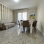Stefano's Guests House: 2 Bedrooms&parking In *