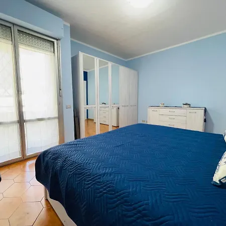 Apartment Stefano's Guests House: 2 Bedrooms & Parking In